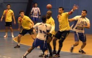 MHB-Mougins:Tomber le leader et poursuivre le rêve