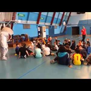 La mascotte du Martigues Handball est venue rendre visite aux enfants !